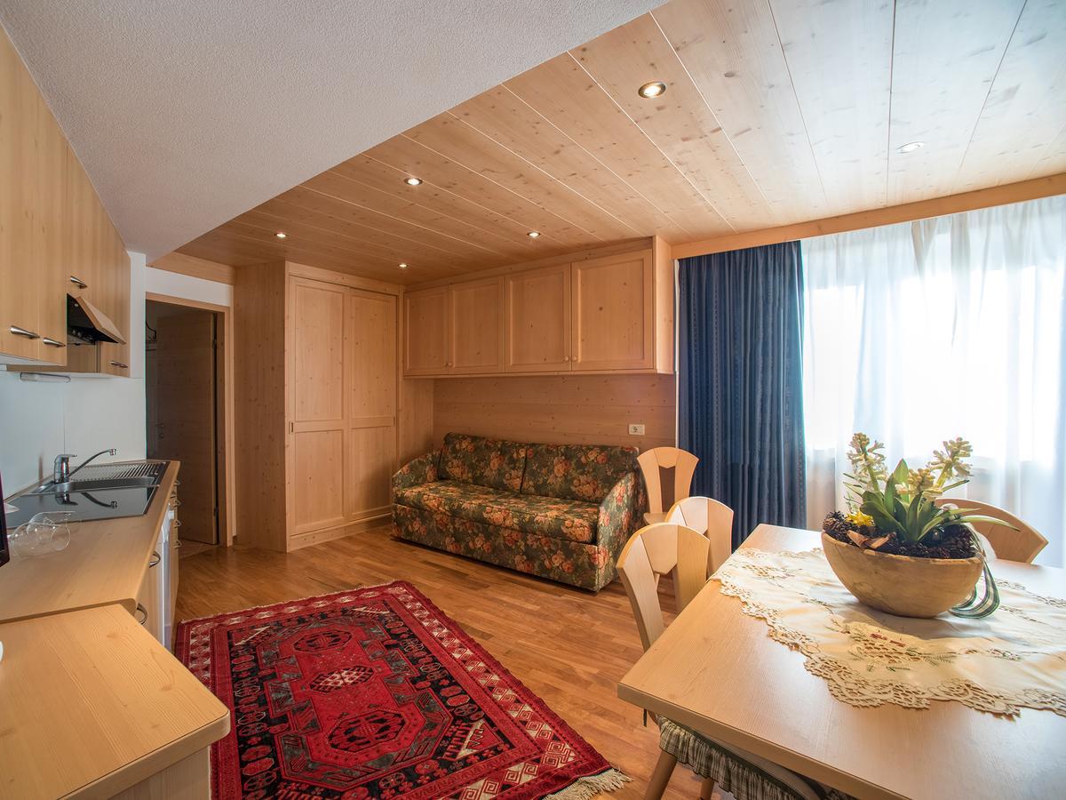 קורברה אין בדיה Residence Salvan מראה חיצוני תמונה